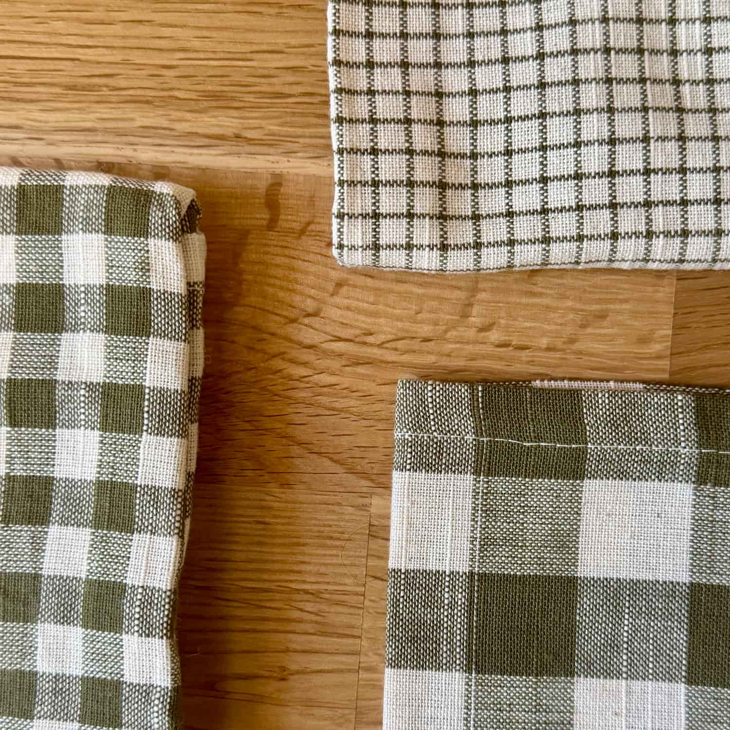 3 Cotton tea towels, checked olive green, made in France