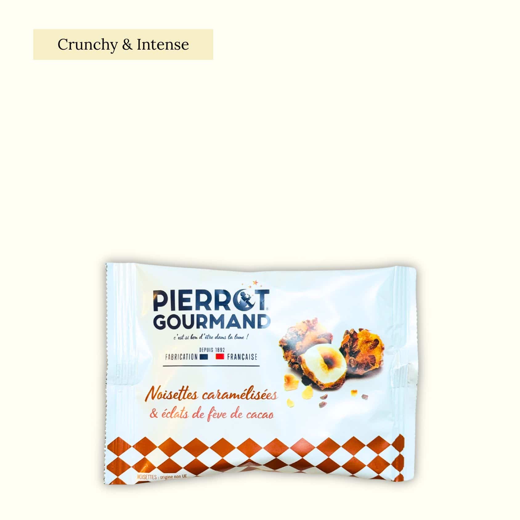 Crunchy caramelised hazelnuts coated with cocoa nibs for a rich, nutty delight.