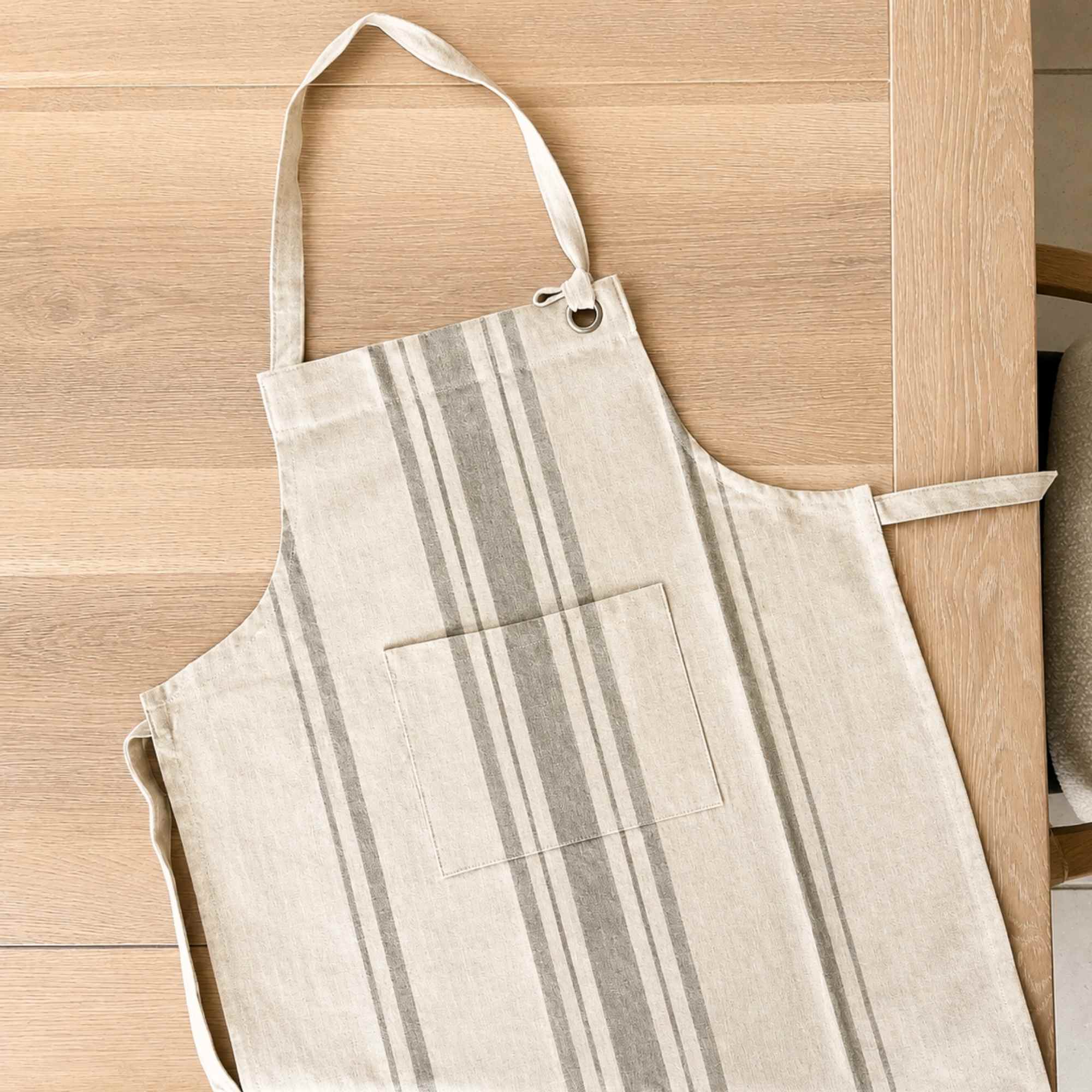 French apron made in Avignon quality made