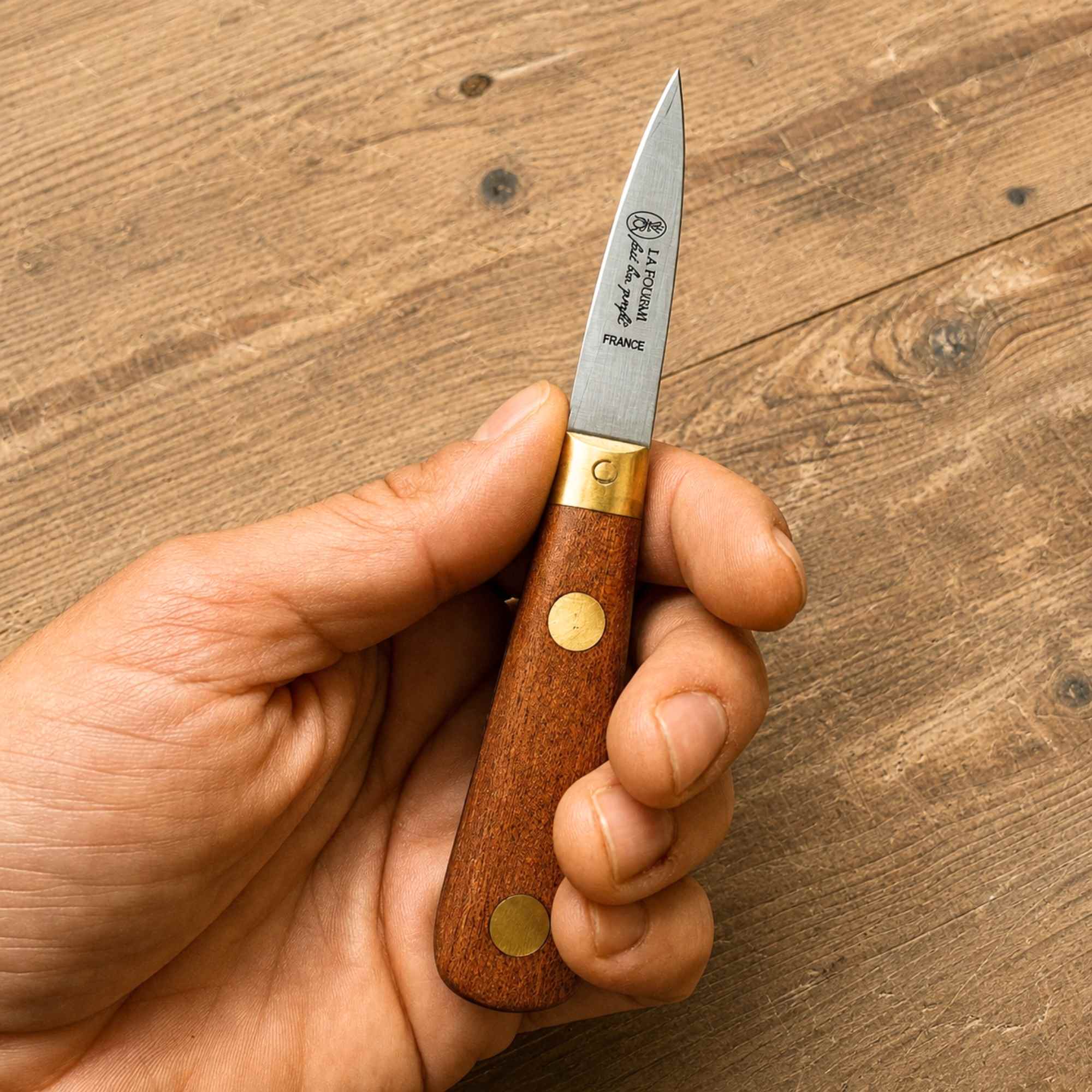 Oyster knife quality made in France, rosewood handle