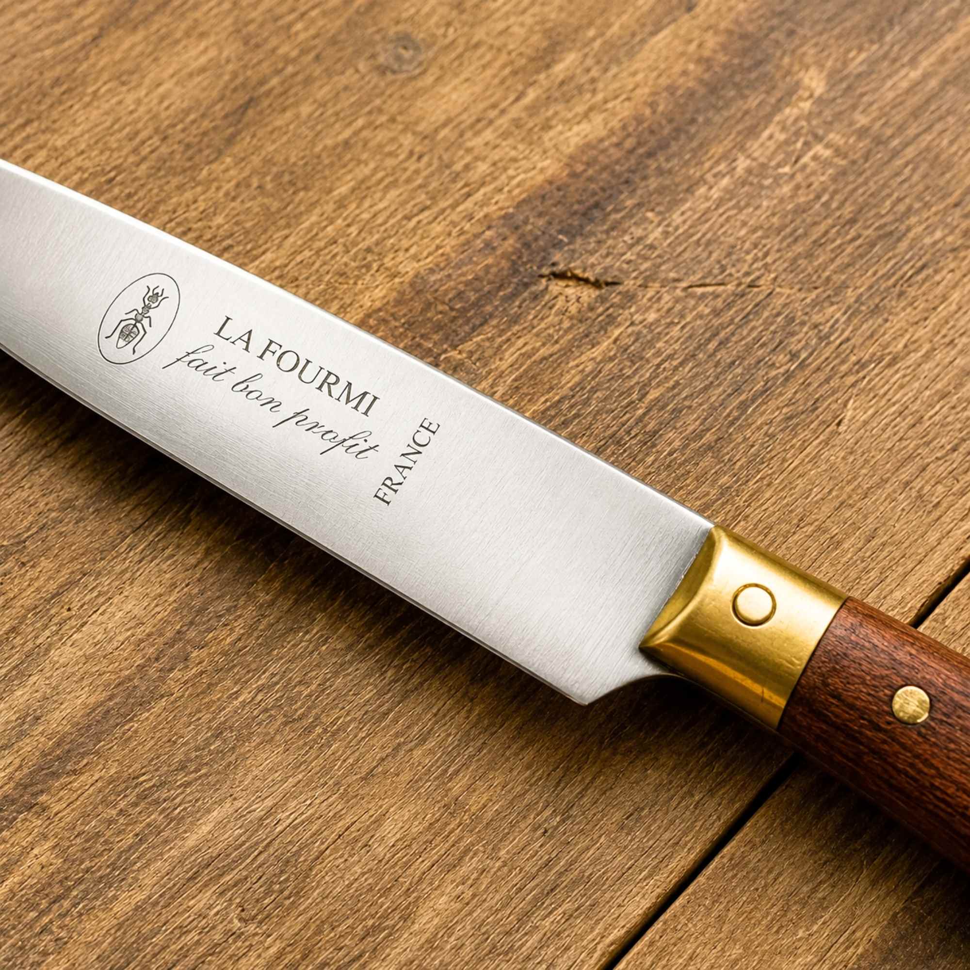La fourmi paring knife with rosewood handle