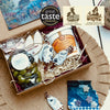 Calling all gourmands. A charming gift box brimming with Provençal sweet delights.