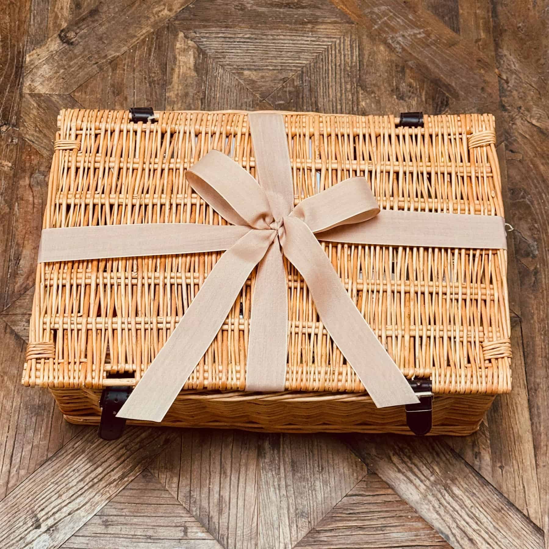 A generous French hamper of artisan food, wine and lemon cordial, Paulette brings Provence to your table with charm and authenticity.