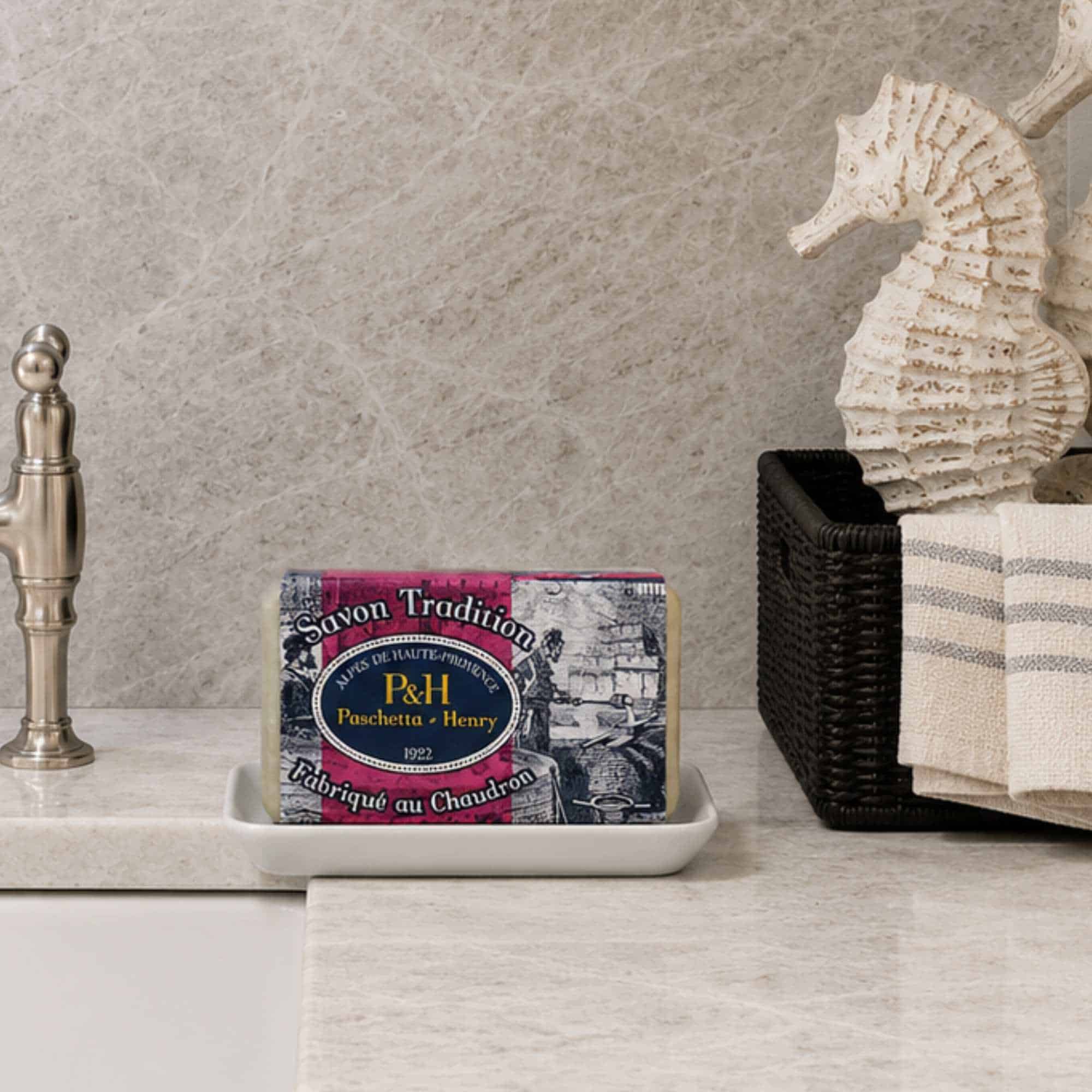 Honeysuckle soap from Provence, no palm oil