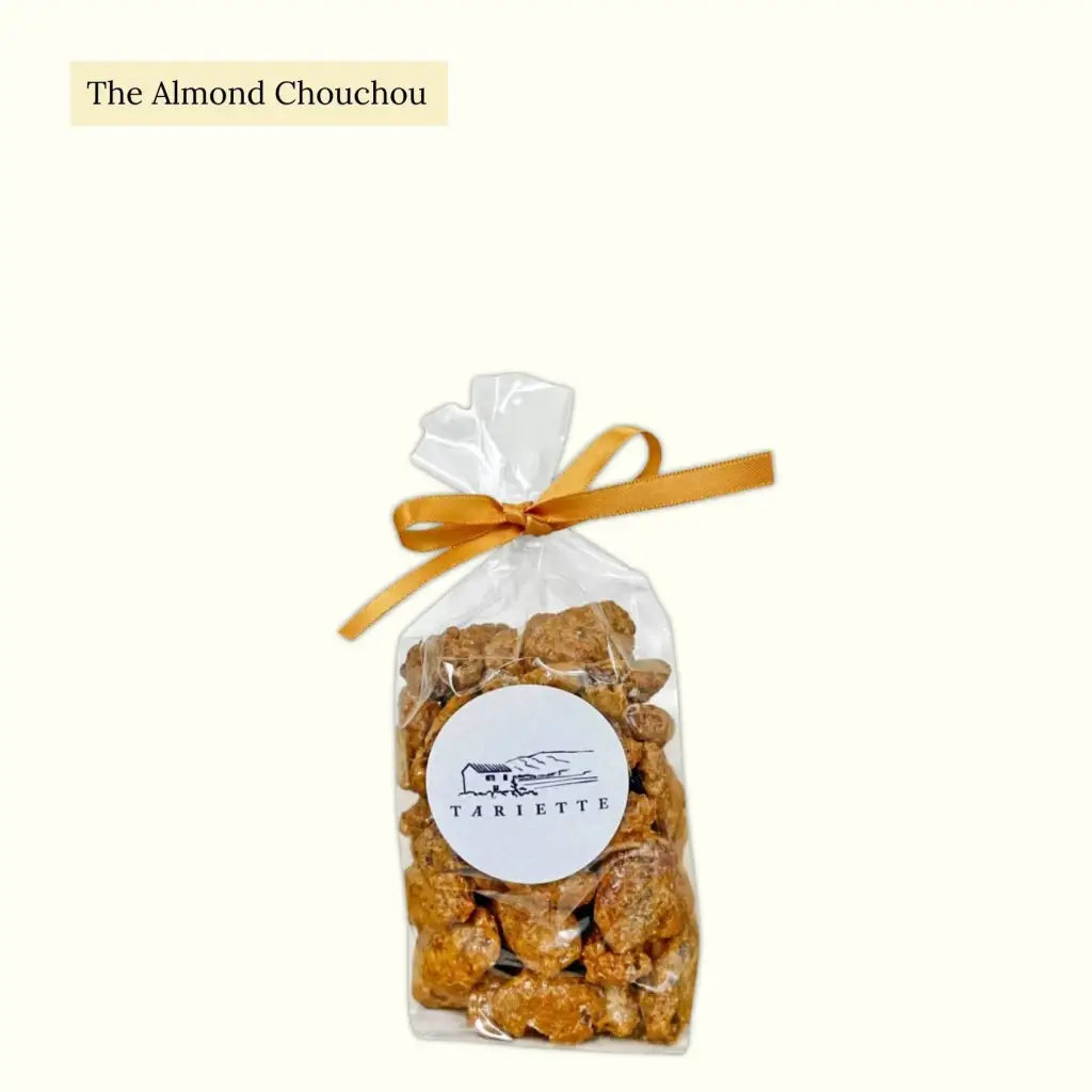 Roasted almonds from Haute-Provence, coated in cane sugar with a hint of vanilla-flavoured Bourbon and herbs.