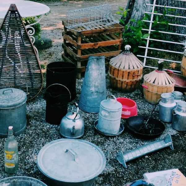 Objects at a vide-grenier in Provence