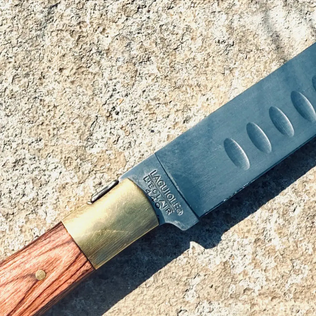Vintage Laguiole carving knife. It features a long, 2mm sharp thick blade in 440 high-quality stainless steel, renowned for its sharpness and durability. 